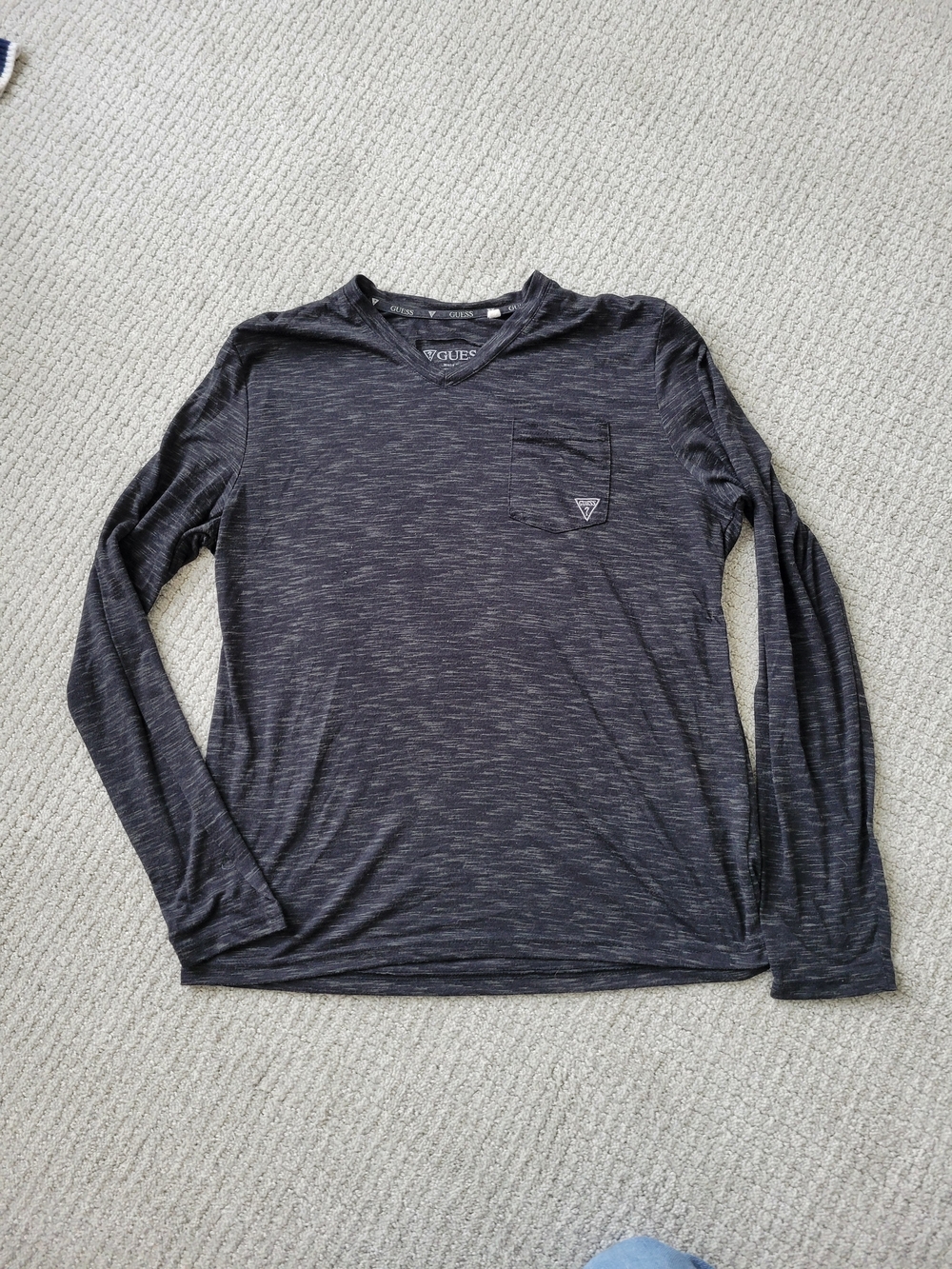 Guess Men’s Long-Sleeve Pocket Tee - Charcoal